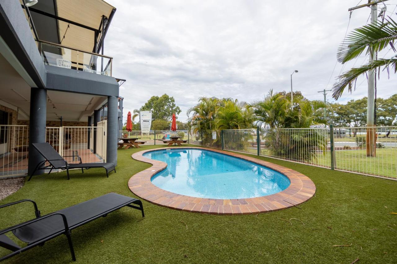 Bribie Waterways Motel Bongaree Ngoại thất bức ảnh
