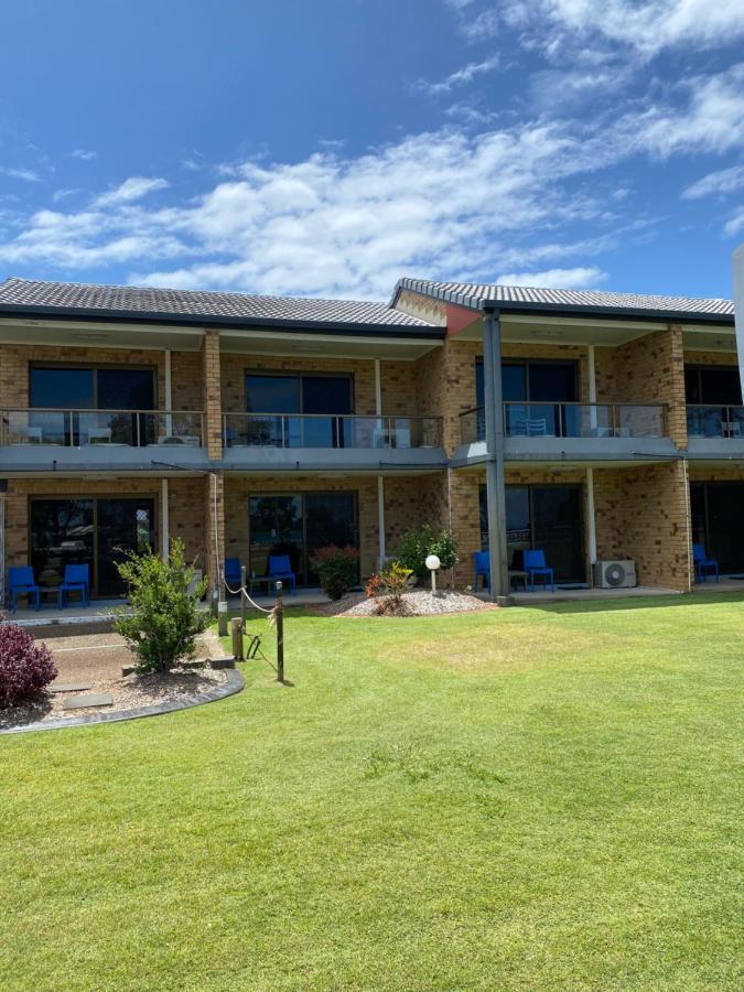 Bribie Waterways Motel Bongaree Ngoại thất bức ảnh