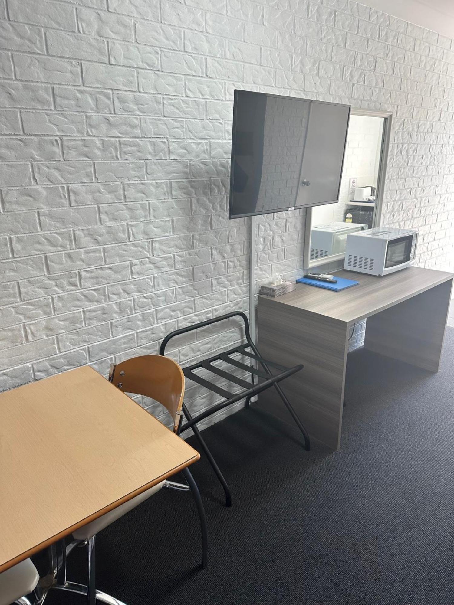 Bribie Waterways Motel Bongaree Ngoại thất bức ảnh