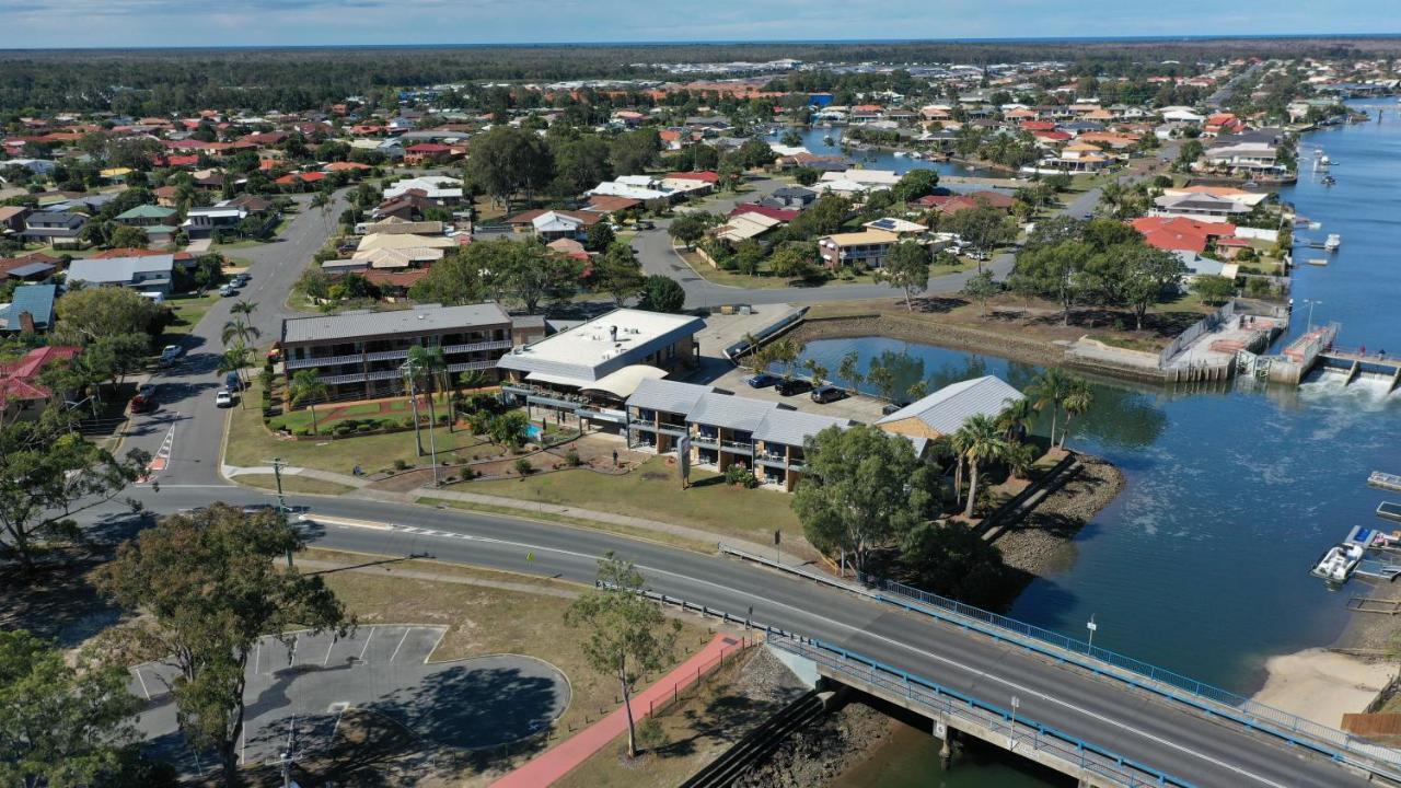 Bribie Waterways Motel Bongaree Ngoại thất bức ảnh