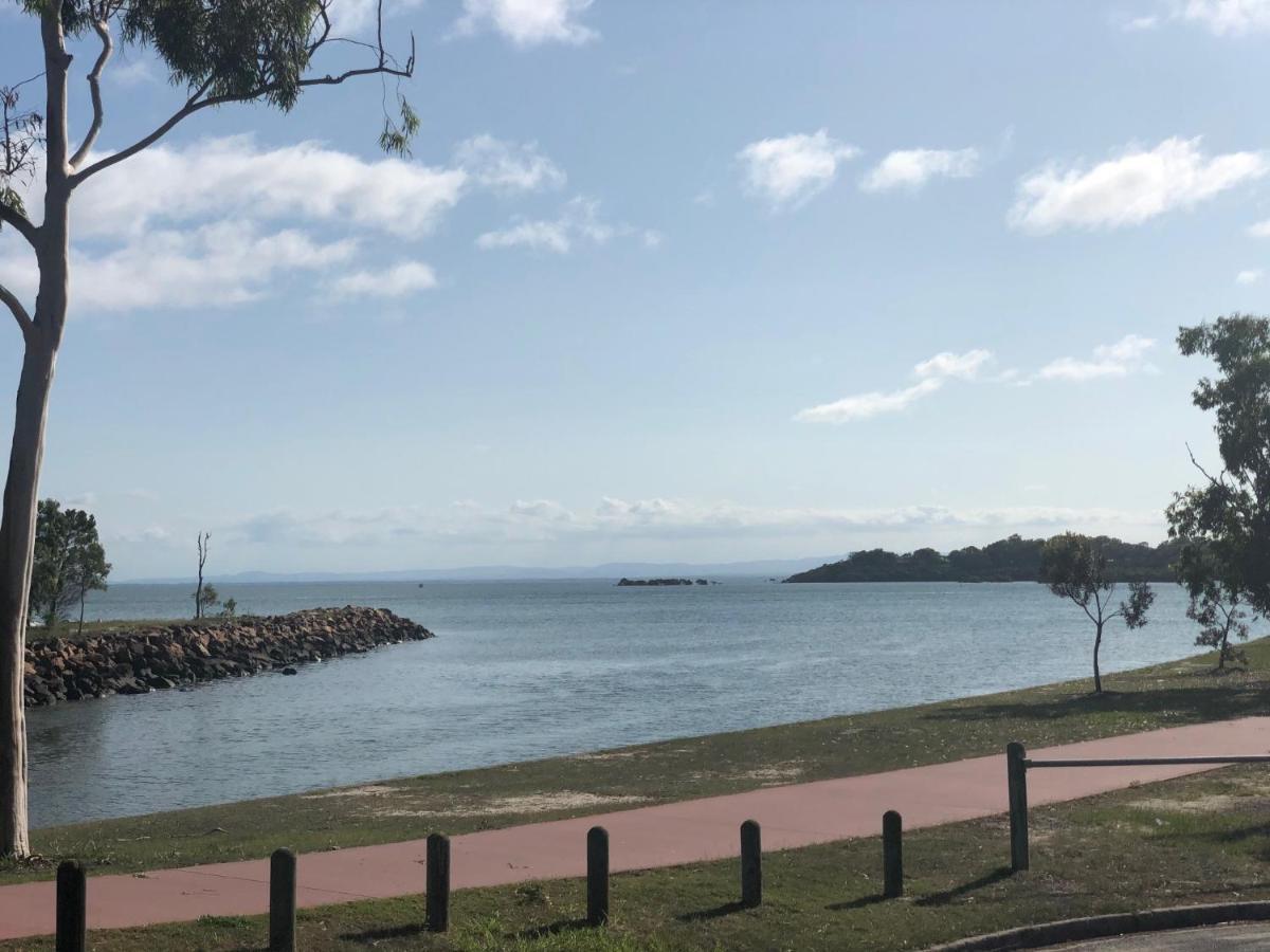 Bribie Waterways Motel Bongaree Ngoại thất bức ảnh